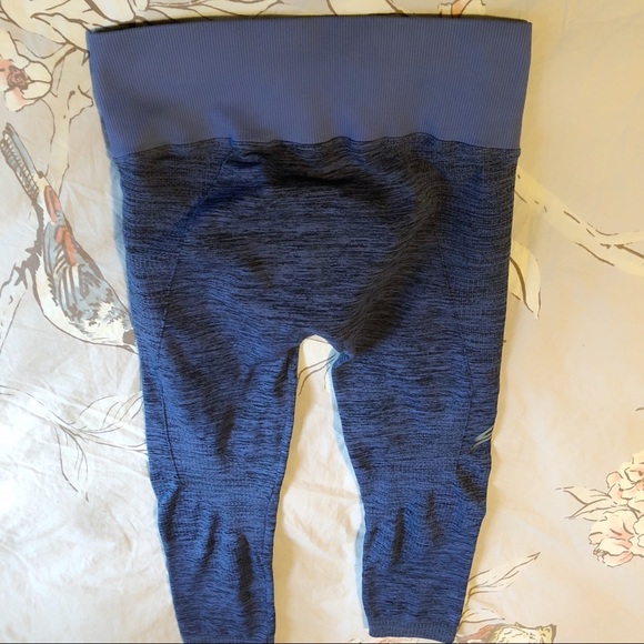 Skechers Performance Marl Seamless Capri Legging - Picture 3 of 6